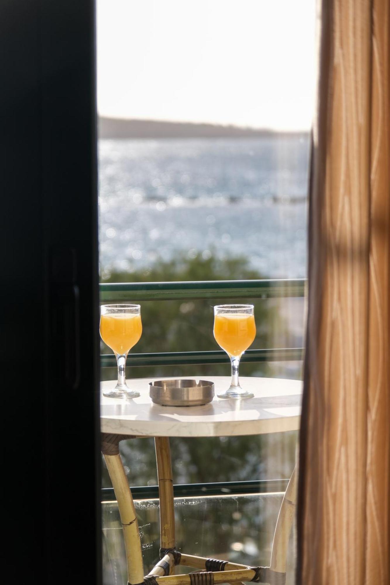 Arocaria Apartments Chania  Екстер'єр фото